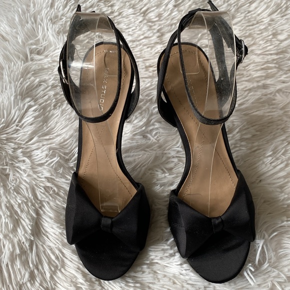 Black satin bow ankle wrap sandals, size 6 1/2 - Picture 5 of 12